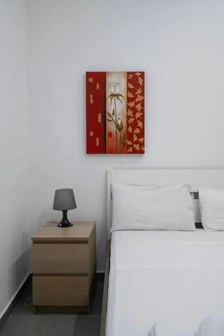 Modern & Spacious Near Valletta Sliema 0*,