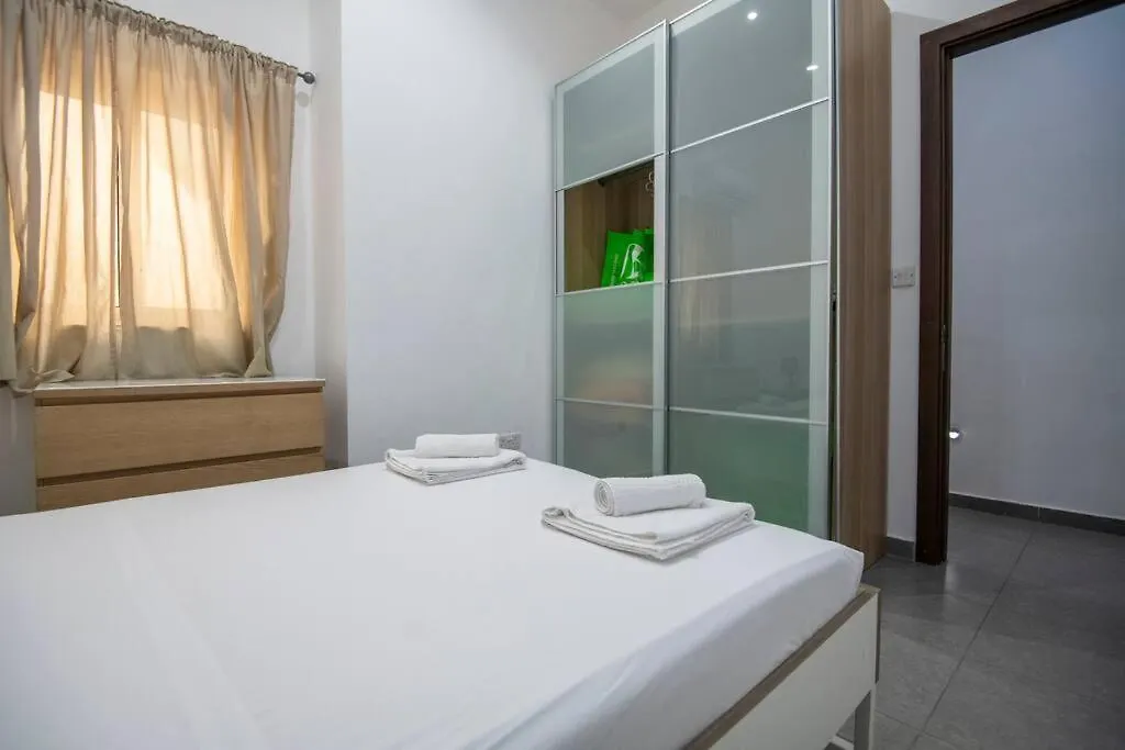Modern & Spacious Near Valletta Sliema