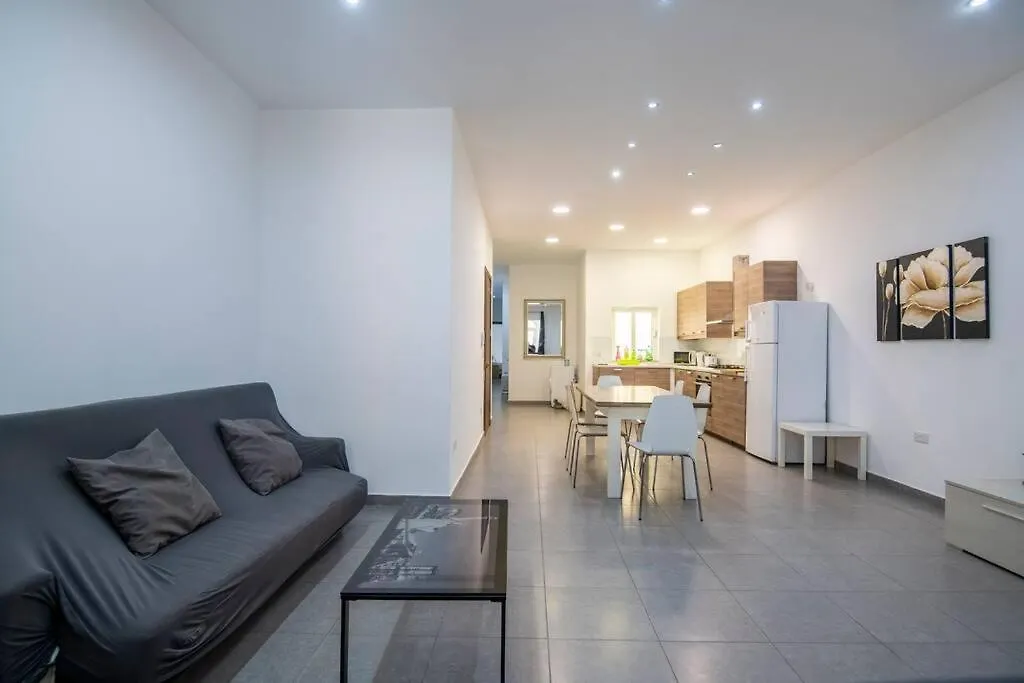 Modern & Spacious Near Valletta Sliema